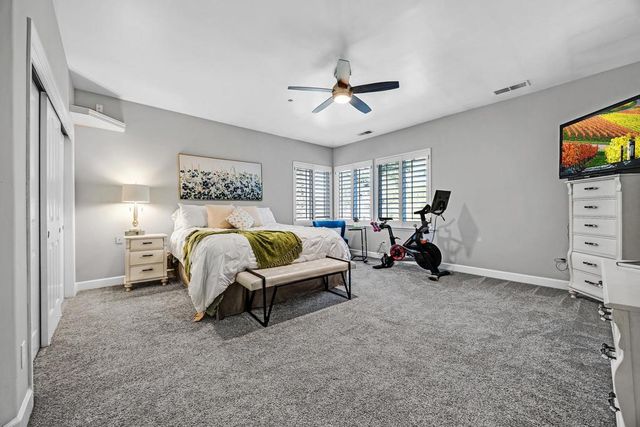 7832 Foothill Rd, Pleasanton, CA 94566