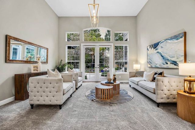 7832 Foothill Rd, Pleasanton, CA 94566