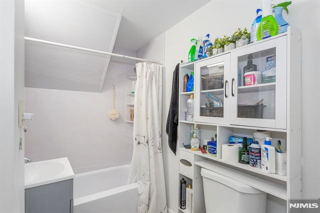 231 Stephens Street 1, Belleville, NJ 07109