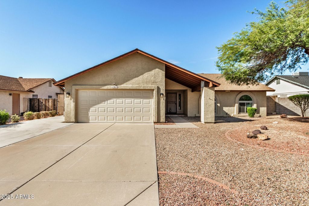 12642 N 79TH Avenue, Peoria, AZ 85381