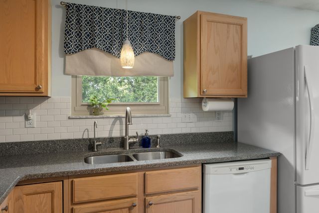 3727 Carriage Run Drive, Hilliard, OH 43026