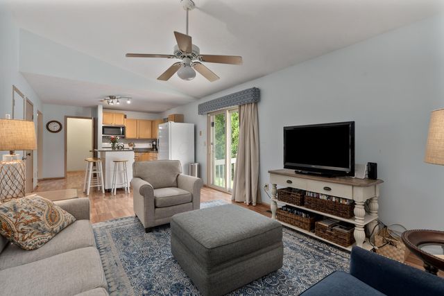 3727 Carriage Run Drive, Hilliard, OH 43026