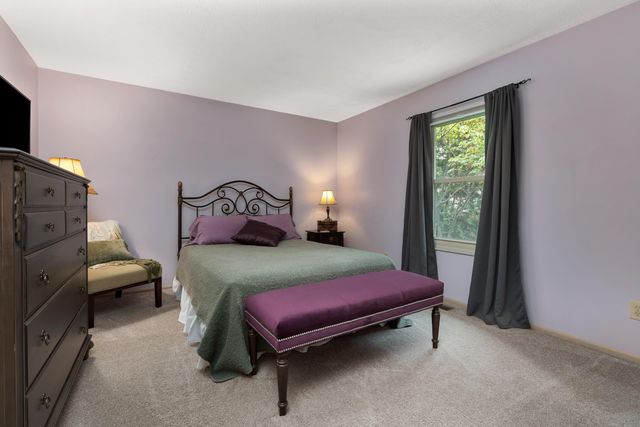 3727 Carriage Run Drive, Hilliard, OH 43026