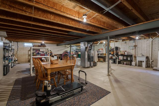 3727 Carriage Run Drive, Hilliard, OH 43026