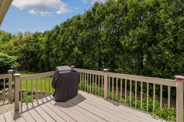 3727 Carriage Run Drive, Hilliard, OH 43026