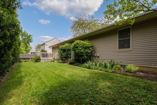 3727 Carriage Run Drive, Hilliard, OH 43026