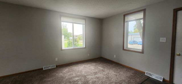 834 2nd Street NW, Valley City, ND 58072