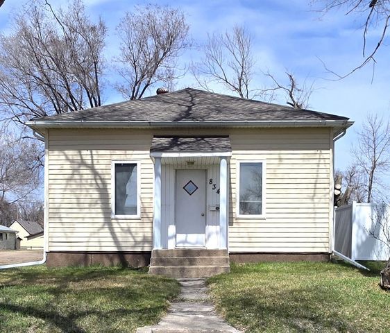 834 2nd Street NW, Valley City, ND 58072