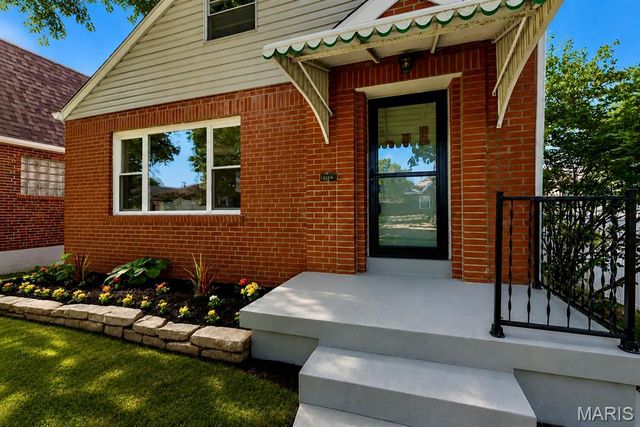 5464 Lindenwood Avenue, St Louis, MO 63109