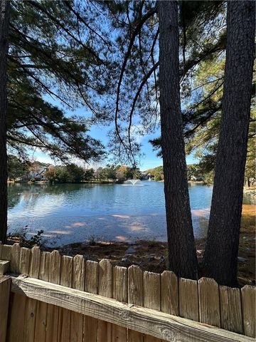 603 S Lake CIR, Chesapeake, VA 23322