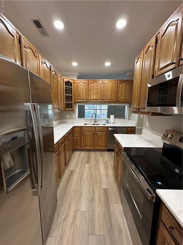 603 S Lake CIR, Chesapeake, VA 23322