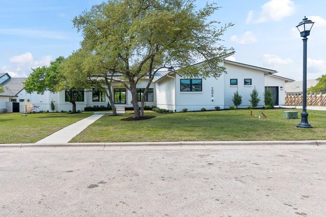 1006 Flint Ridge TRL, Georgetown, TX 78628