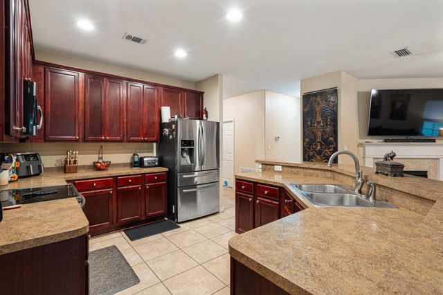 112 Pleasant Way, Defuniak Springs, FL 32435