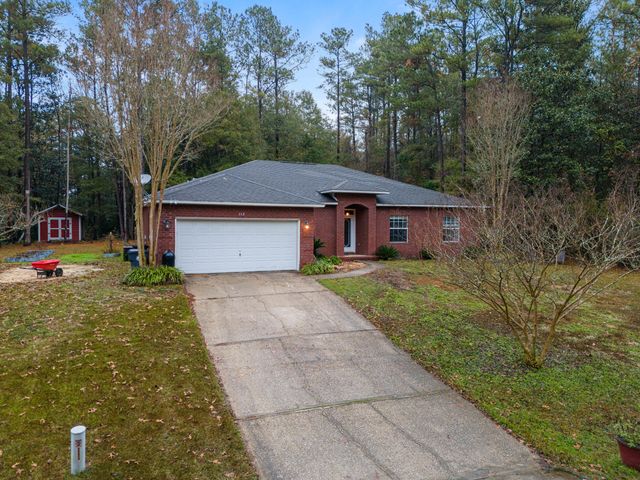 112 Pleasant Way, Defuniak Springs, FL 32435