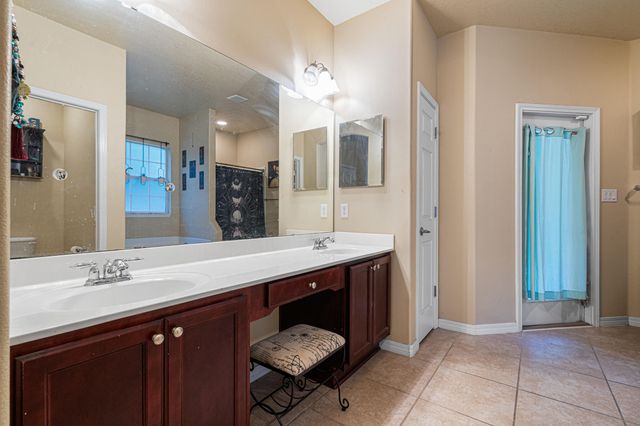 112 Pleasant Way, Defuniak Springs, FL 32435