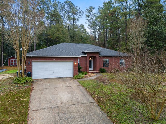 112 Pleasant Way, Defuniak Springs, FL 32435