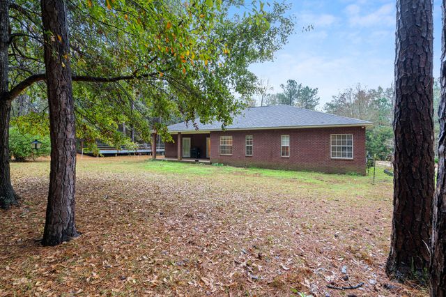 112 Pleasant Way, Defuniak Springs, FL 32435