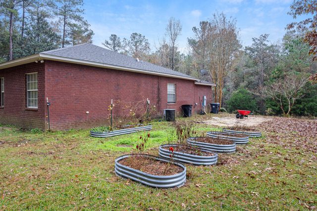 112 Pleasant Way, Defuniak Springs, FL 32435