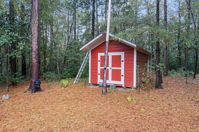 112 Pleasant Way, Defuniak Springs, FL 32435