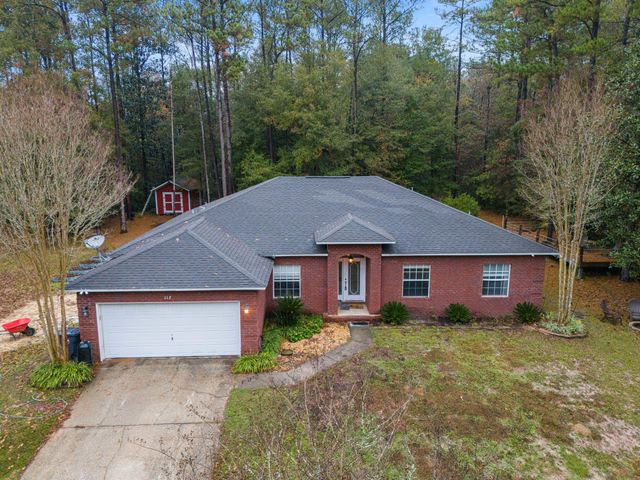 112 Pleasant Way, Defuniak Springs, FL 32435
