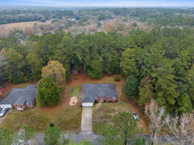 112 Pleasant Way, Defuniak Springs, FL 32435