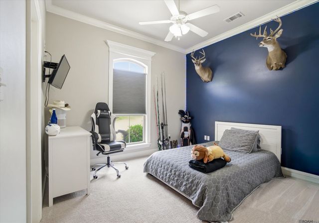 12403 Oak Fields Dr, Geismar, LA 70734