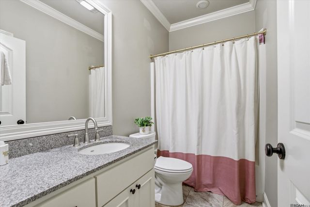 12403 Oak Fields Dr, Geismar, LA 70734