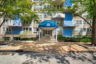 210 N 17th St 1010, St Louis, MO 63103
