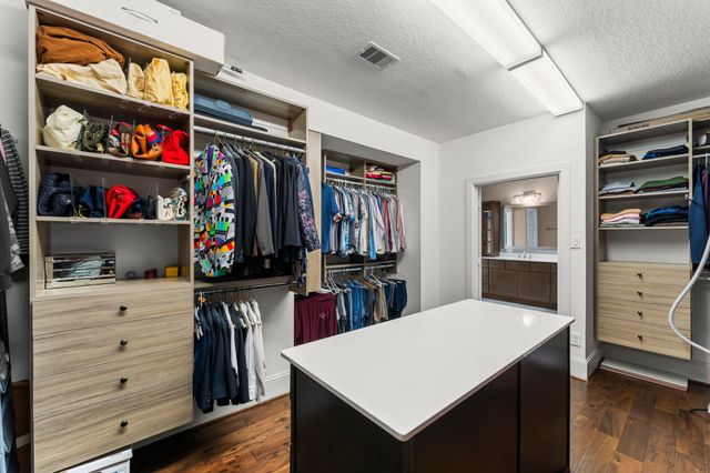 2806 Hilmar Drive, Houston, TX 77082