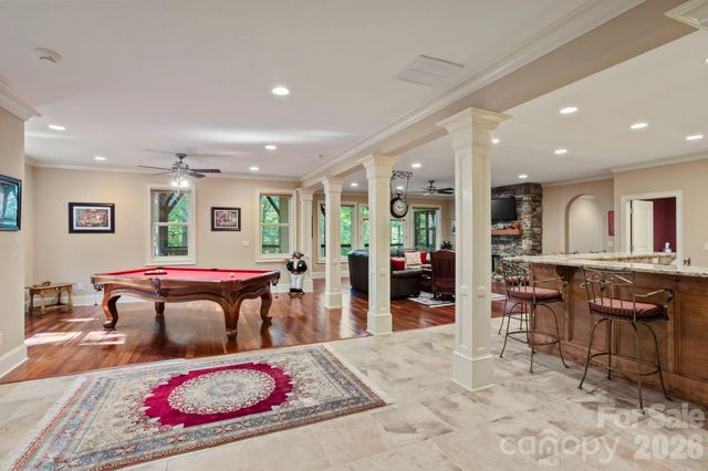 132 Pinnacle Peak Lane, Flat Rock, NC 28731
