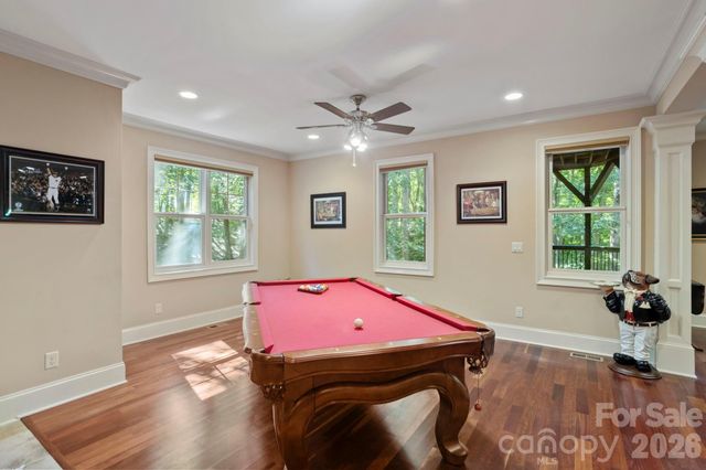 132 Pinnacle Peak Lane, Flat Rock, NC 28731