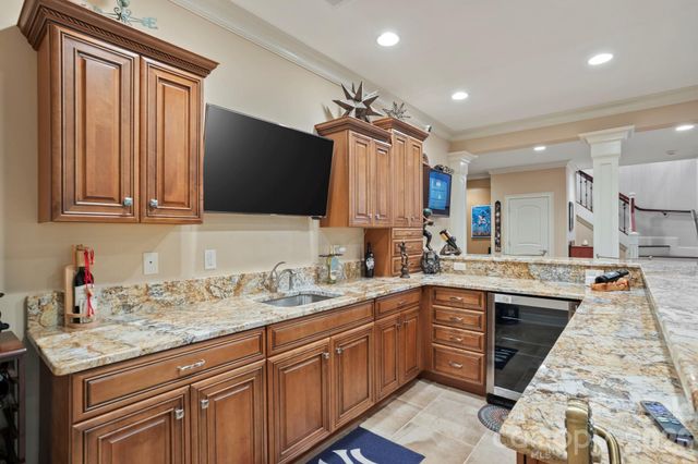 132 Pinnacle Peak Lane, Flat Rock, NC 28731