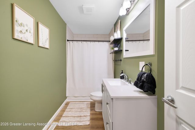 826 Jones Street, Grand Ledge, MI 48837