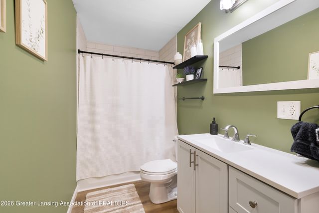 826 Jones Street, Grand Ledge, MI 48837