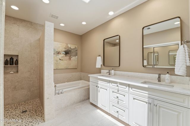 7955 E CHAPARRAL Road 111, Scottsdale, AZ 85250