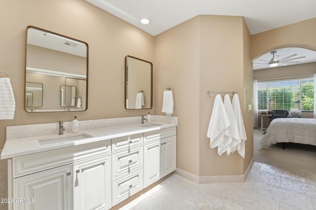 7955 E CHAPARRAL Road 111, Scottsdale, AZ 85250