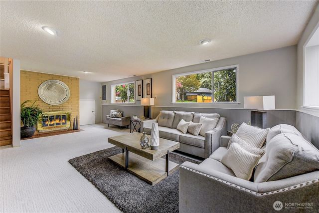 134 160th Place SE, Bellevue, WA 98008