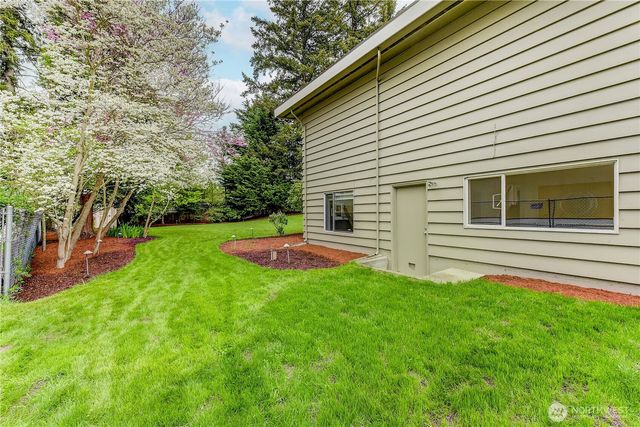 134 160th Place SE, Bellevue, WA 98008