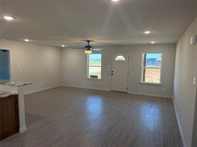1001 Virgil Court, Springtown, TX 76082