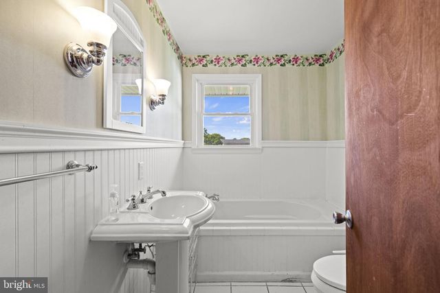 12 HOMESTEAD LANE, Ranson, WV 25438