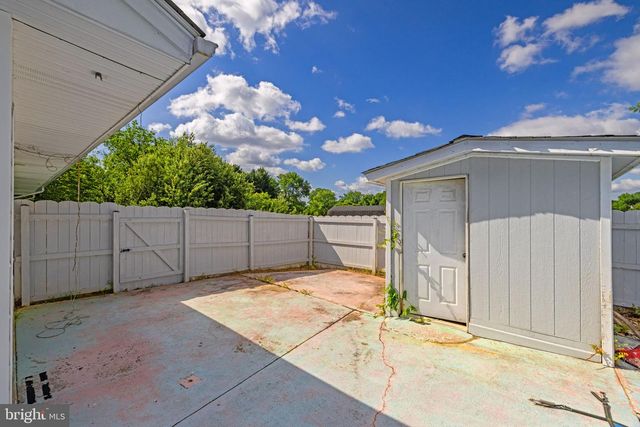 12 HOMESTEAD LANE, Ranson, WV 25438