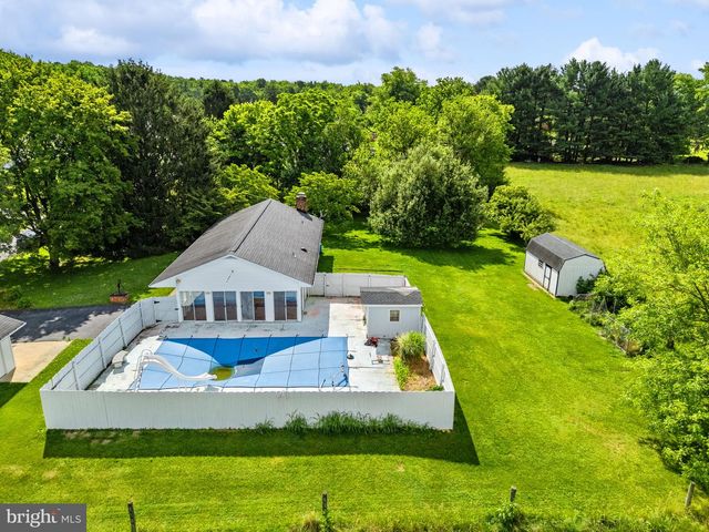 12 HOMESTEAD LANE, Ranson, WV 25438