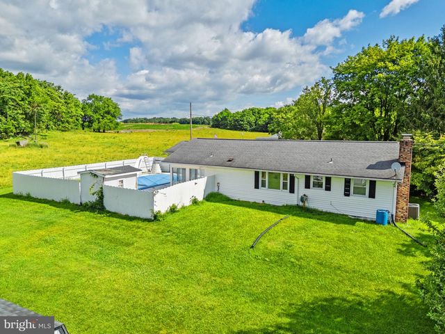 12 HOMESTEAD LANE, Ranson, WV 25438