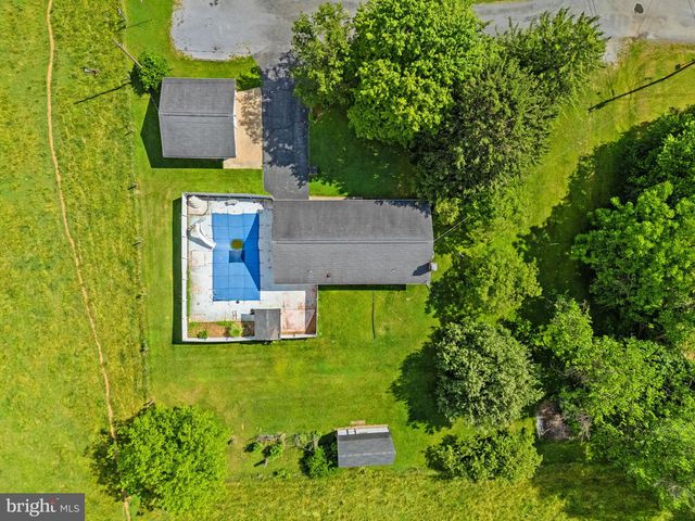 12 HOMESTEAD LANE, Ranson, WV 25438