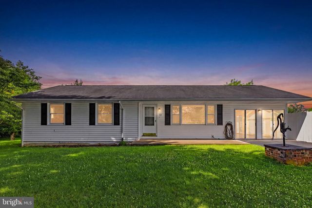 12 HOMESTEAD LANE, Ranson, WV 25438