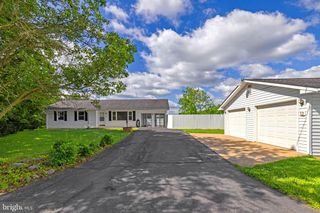 12 HOMESTEAD LANE, Ranson, WV 25438