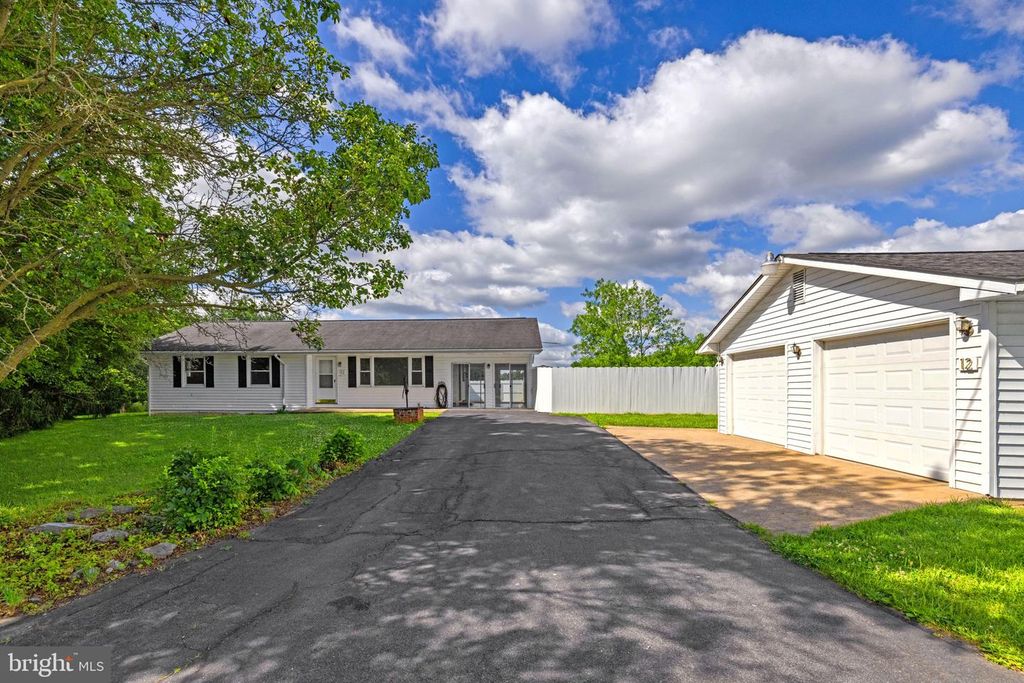 12 HOMESTEAD LANE, Ranson, WV 25438