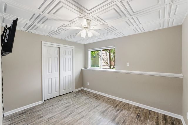 906 E Splitwood Way, Derby, KS 67037