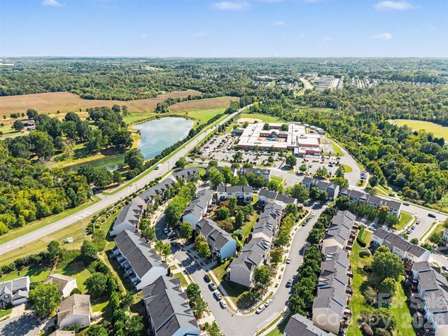 9610 Walkers Glen Drive NW, Concord, NC 28027
