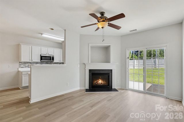 9610 Walkers Glen Drive NW, Concord, NC 28027